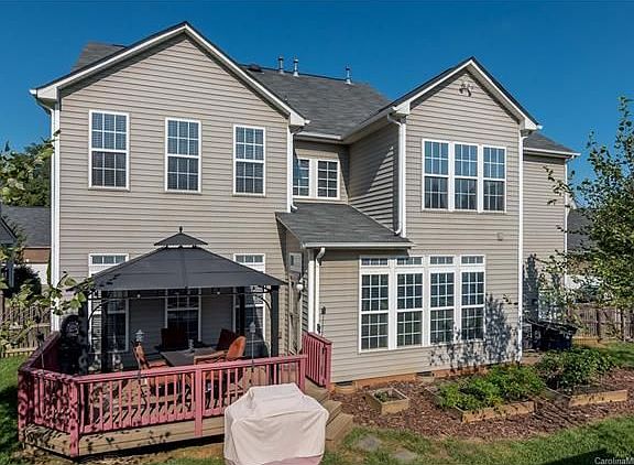 2nd image of 15405 Troubadour Ln