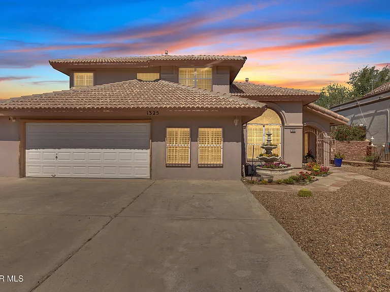 1325 Whirlaway Dr — Photo 1