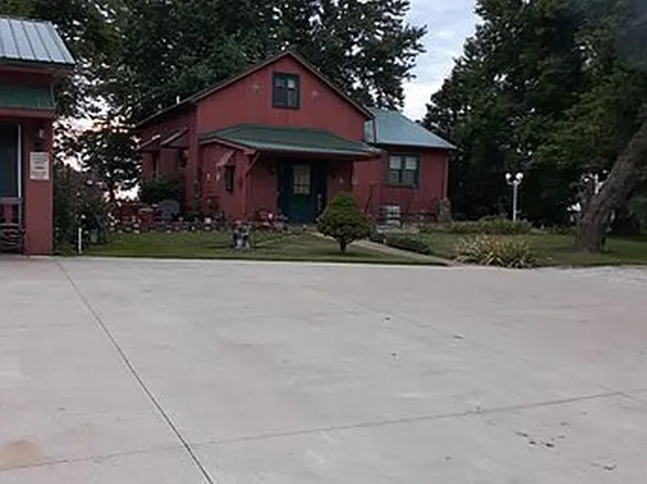 1170 N 1st Rd, Dana, IL 61321