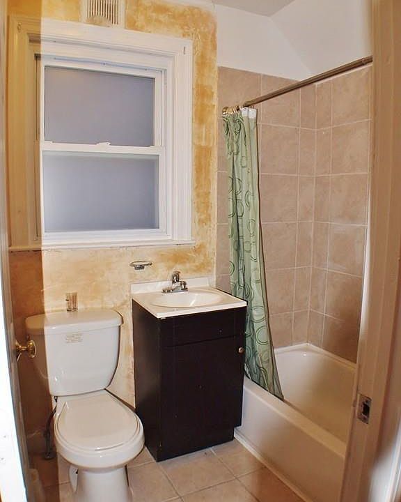 31 Hayes St Framingham MA Zillow