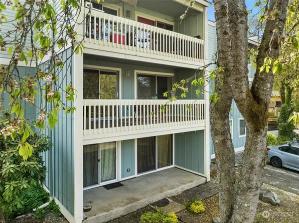 7425 Ruby Drive SW #F5, Lakewood, WA 98498