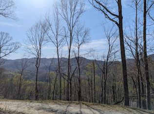 68 Parachute Ridge, Cullowhee, NC 28736