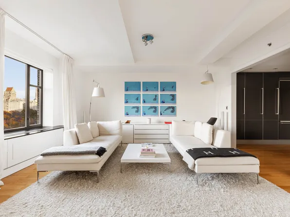 110 Central Park South image 5 of 18