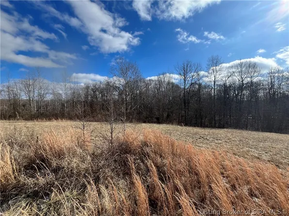  N US 31 HWY, Austin, IN 47102