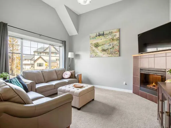 72 N Cimarron Vista Gdns, Okotoks, AB T1S 0G3