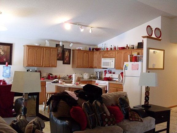 5th image of 10620 Kumquat St NW
