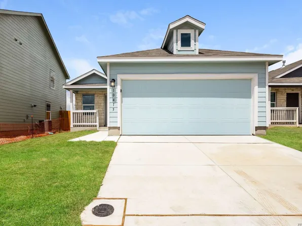 10415 McClintock, Converse, TX 78109