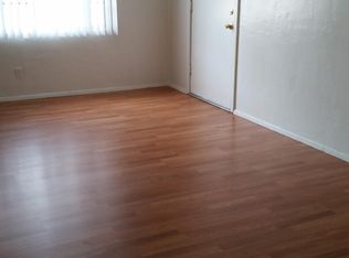 241 Grove St NE, Albuquerque, NM 87108