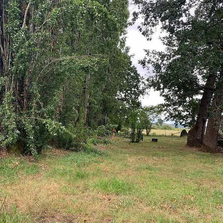 1st image of 402 63rd Ave NE