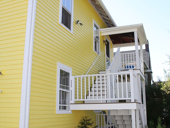 3rd image of 152 Montowese St