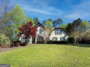 835 Heathland Ct, Roswell, GA 30075