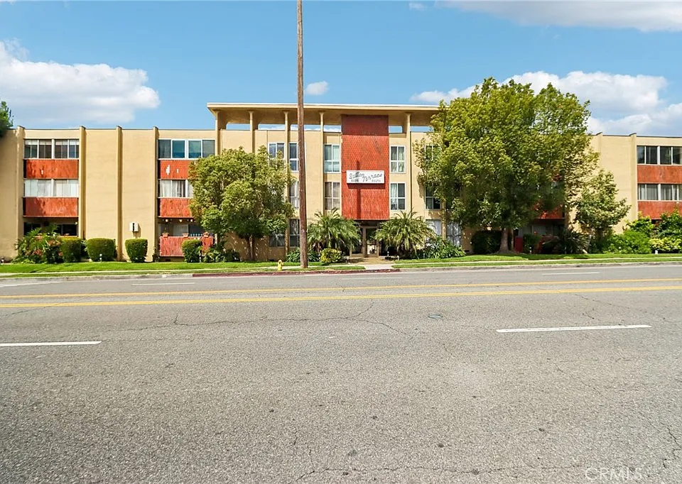6225 Coldwater Canyon Ave #102