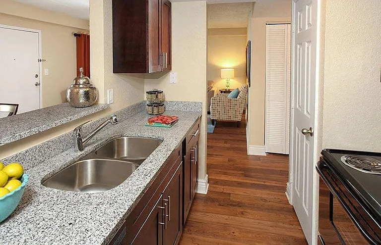 Promenade At Belleair Apartments — Photo 25
