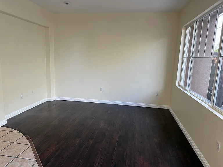 4137 Mandarin Ter — Photo 3