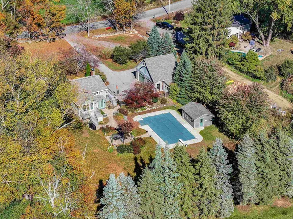 15 River Road, Stratham, NH 03885