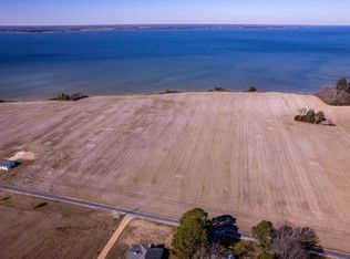 36 Courtney Rd, Lancaster, VA 22503