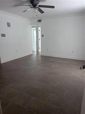 218 N Elm St #C — Photo 10