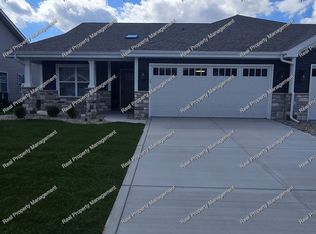 12704 Woodside Dr, Cedar Lake, IN