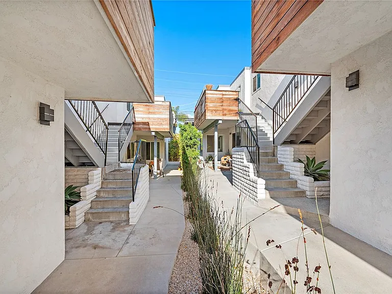 206 Avenida Victoria #A — Photo 21