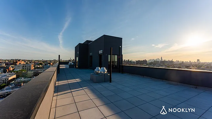 Rented by Nooklyn NYC LLC | media 44