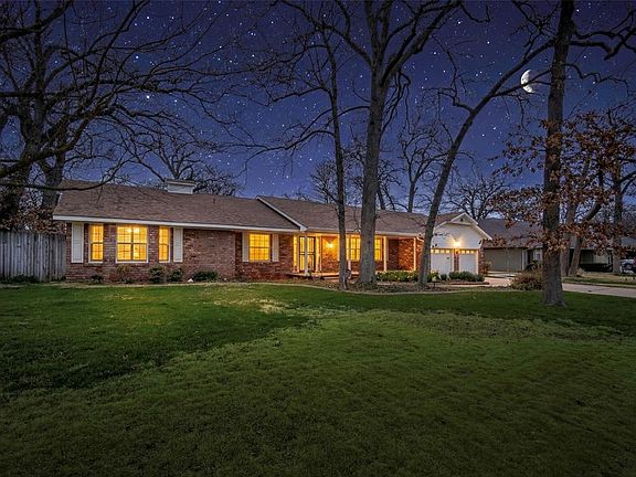 2nd image of 3401 N Preston Dr