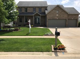 358 Andover Dr, Oswego, IL