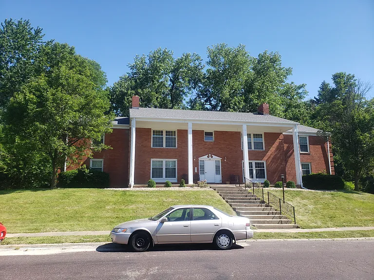1319 W Daytona Dr #1 — Photo 1