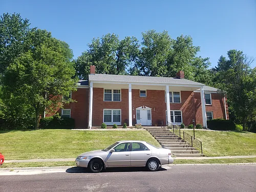 1319 W Daytona Dr #1 Photo 1