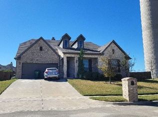 205 Laurel Oak Ct, Crowley, TX 76036
