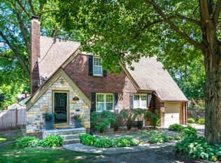 2715 46th St, Des Moines, IA 50310