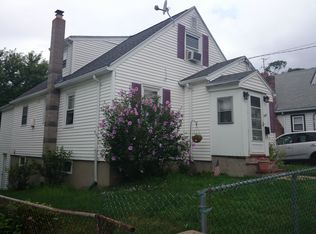 209 Glenellen Rd, West Roxbury, MA 02132