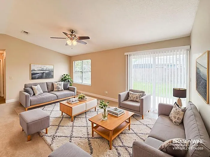 3 bed, 2.0 bath, 1193 sqft, $1,680 — Photo 4