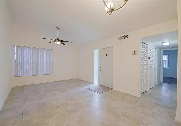 661 Waterside Dr — Photo 13