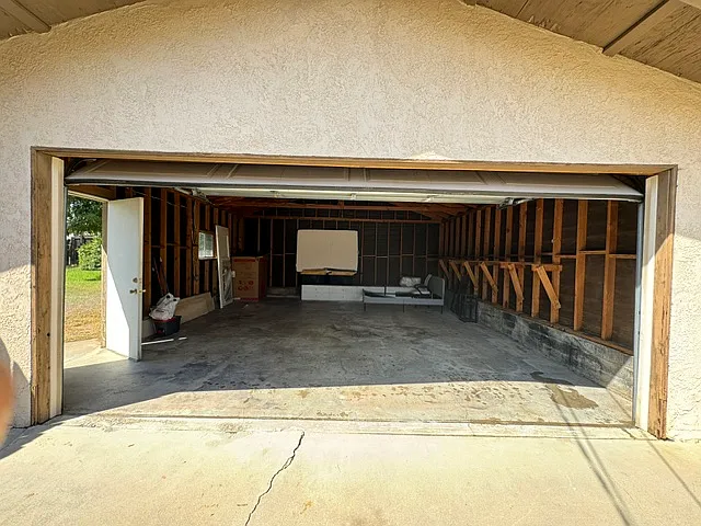 211 Green Oaks Dr — Photo 33
