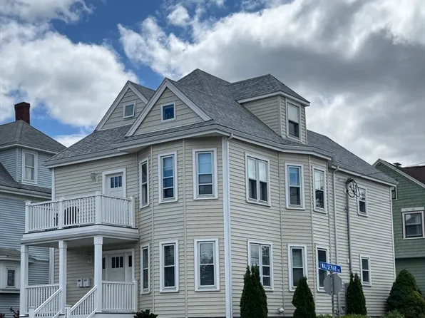 338 Pleasant St #1, Winthrop, MA 02152