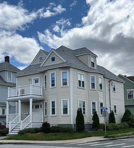 338 Pleasant St #1 Photo 1