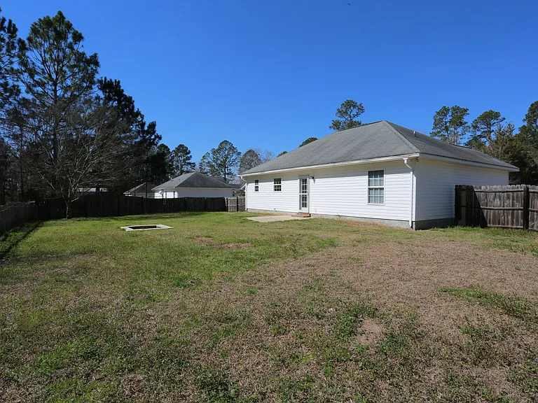 343 Longwood Dr — Photo 29