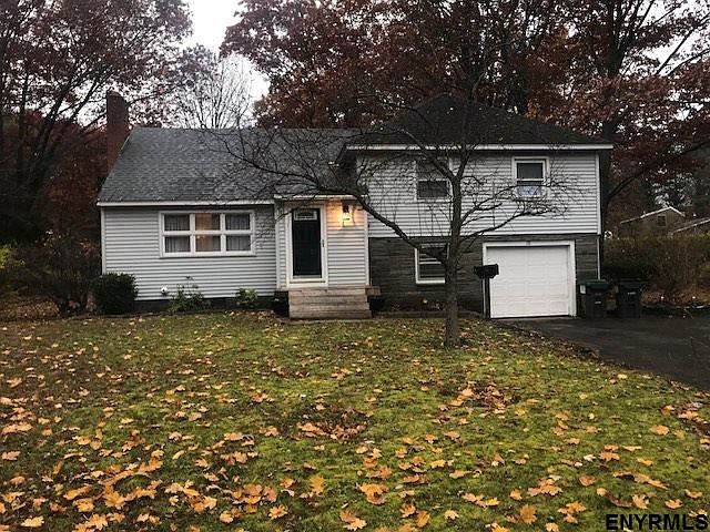 1st image of 131 Birch Ln