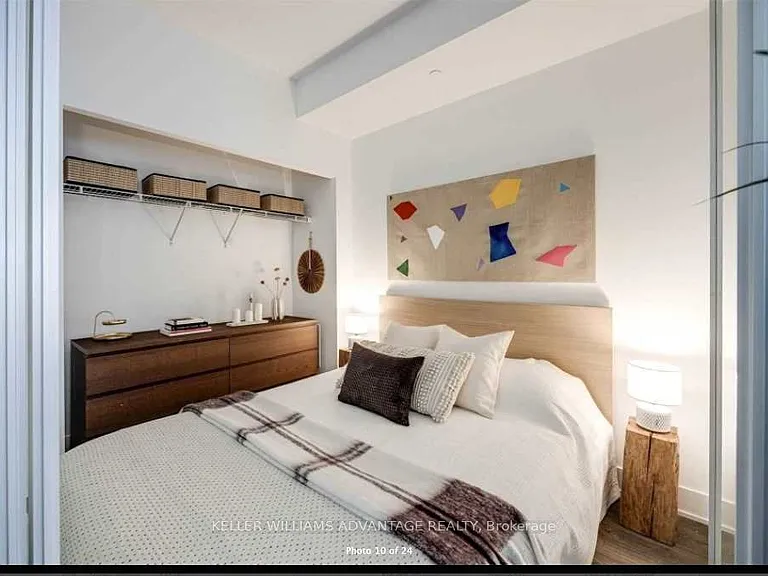 508 Wellington St W #505 — Photo 15