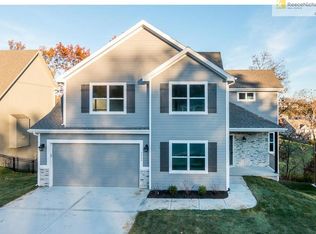 5017 NW Timberline Dr, Riverside, MO 64150