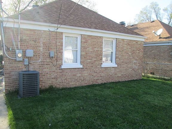 2nd image of 413 50th Ave