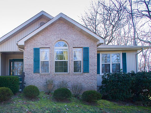 2nd image of 195 Albemarle Ln