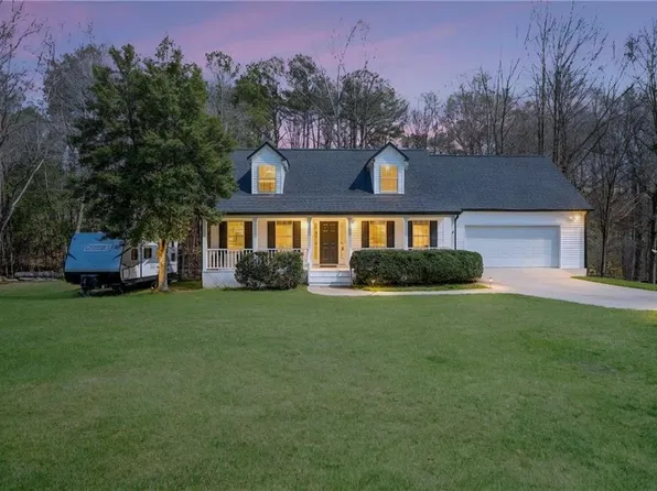 879 Spring Oak Ct, Loganville, GA 30052