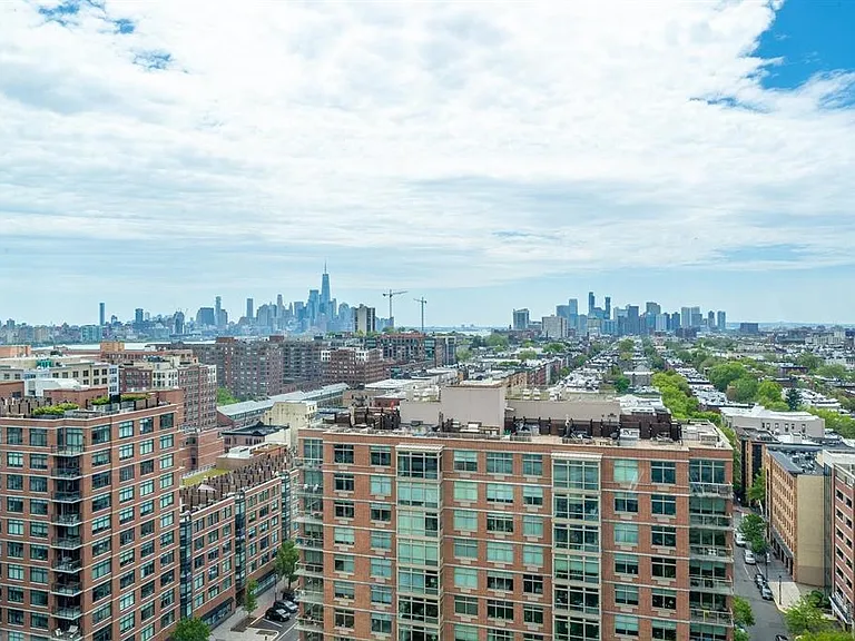 1500 Washington St #12D — Photo 2