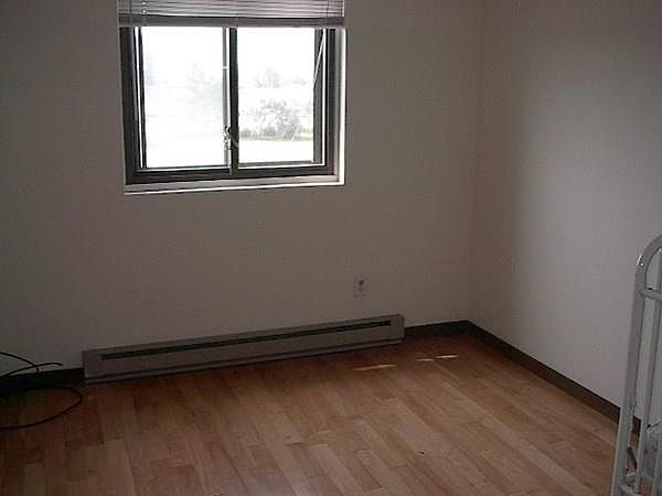 2nd image of 45 Belle Isle Ave APT 11
