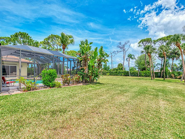915 Park Place Dr — Photo 57