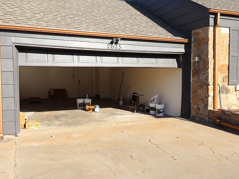 2605 Cummings Dr — Photo 32