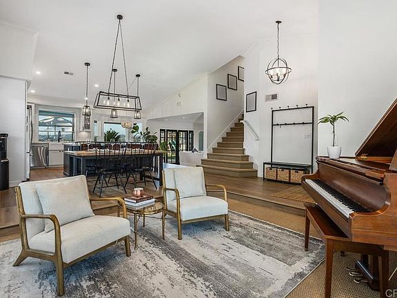 4th image of 2063 Wandering Rd