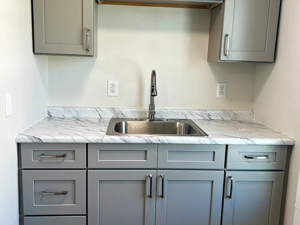72 Ash St #2
