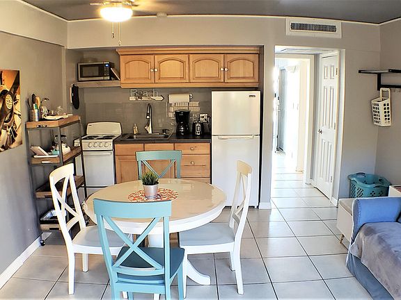4th image of 219 S Atlantic Ave #129